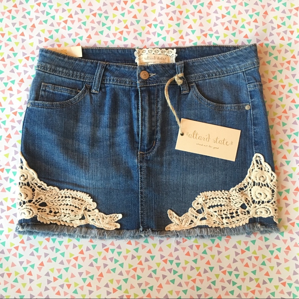 Sz 28/7 Altar’d State Denim And Lace Mini Skirt